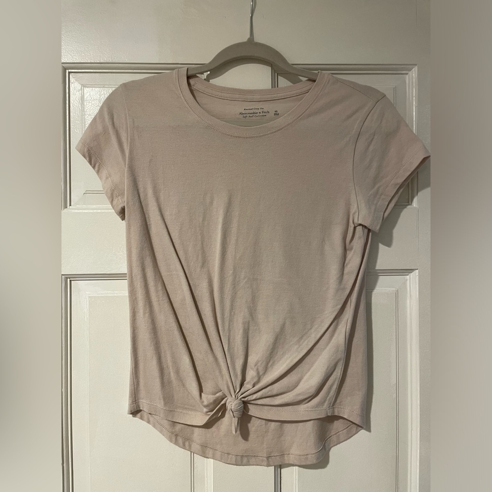 Abercrombie & Fitch Beige Knotted T-Shirt